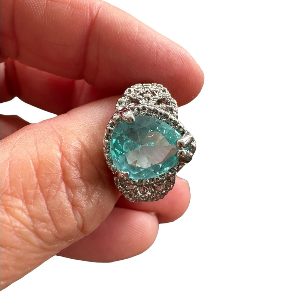 Light Turquoise Teardrop Gemstone Silver Ring - Picture 7 of 7